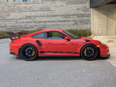 Used 2016 Porsche 911 GT3 RS image 8
