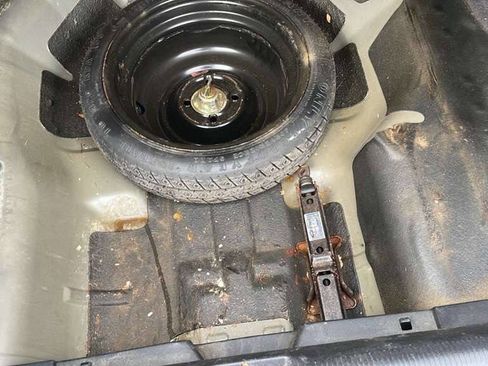 Used 2004 Honda Civic LX image 17