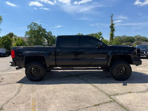 Used 2018 Chevrolet Silverado 1500 LT w/ All Star Edition AWD/4WD image 8