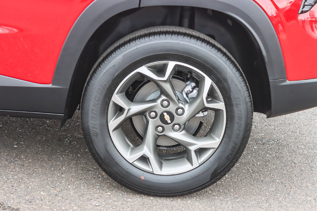 Used 2026 Chevrolet Trax LT w/ Driver Confidence Package FWD image 10