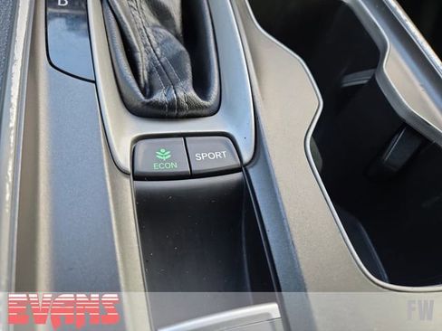 Used 2020 Honda Accord Sport image 11