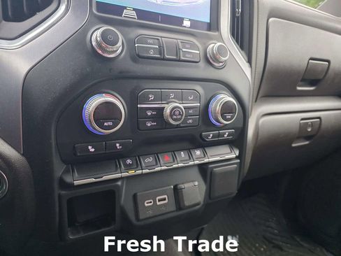Used 2019 GMC Sierra 1500 SLE w/ SLE Value Package AWD/4WD image 14