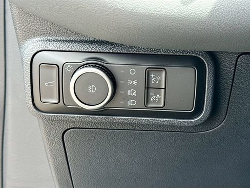 New 2026 Ford Explorer Active w/ Active Comfort Package RWD image 10