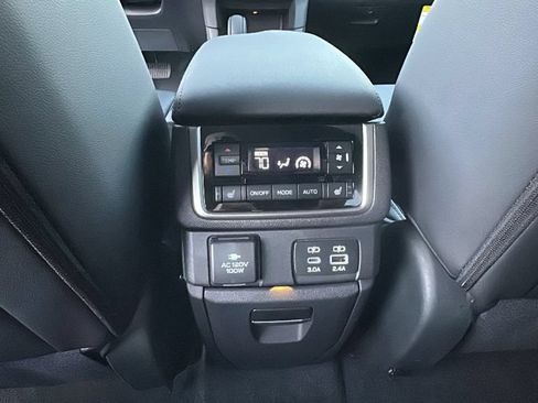 New 2026 Subaru Ascent Touring AWD/4WD image 25