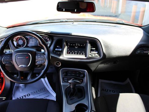 Used 2022 Dodge Challenger GT RWD image 42