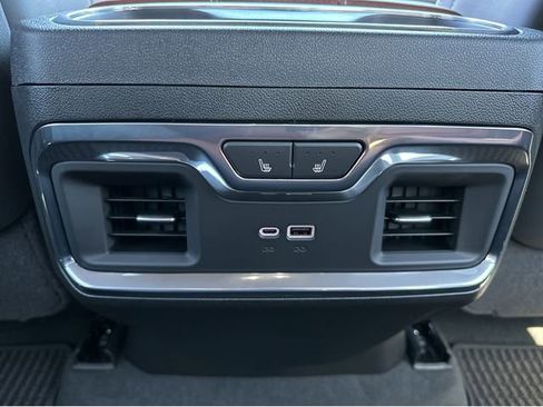 New 2026 GMC Sierra 1500 Denali Ultimate AWD/4WD image 18