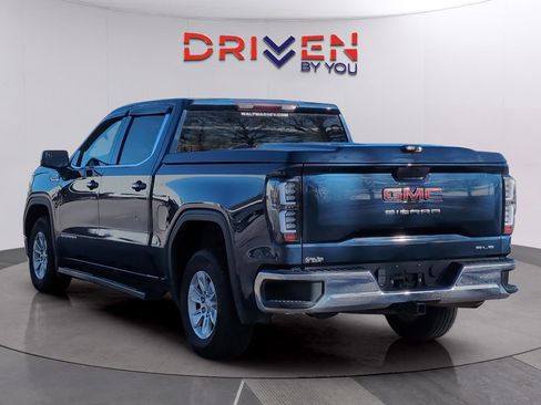 Used 2020 GMC Sierra 1500 SLE w/ SLE Value Package image 3