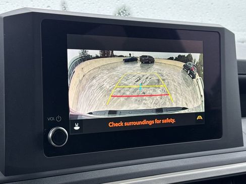 Used 2025 Toyota Tacoma SR image 16