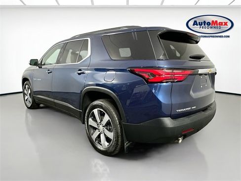 Used 2022 Chevrolet Traverse LT w/ LT Premium Package image 6