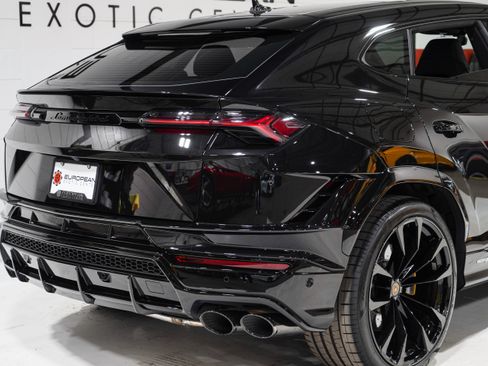 Used 2024 Lamborghini Urus S AWD/4WD image 25
