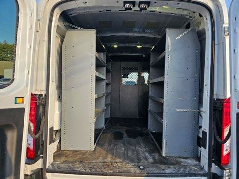 Used 2016 Ford Transit 250 130 Medium Roof RWD image 32