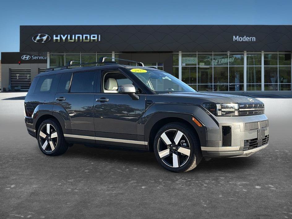 Certified 2025 Hyundai Santa Fe Limited FWD image 2