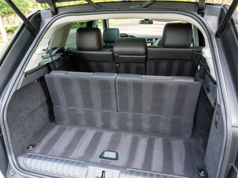 Used 2016 Land Rover Range Rover Sport SE image 16