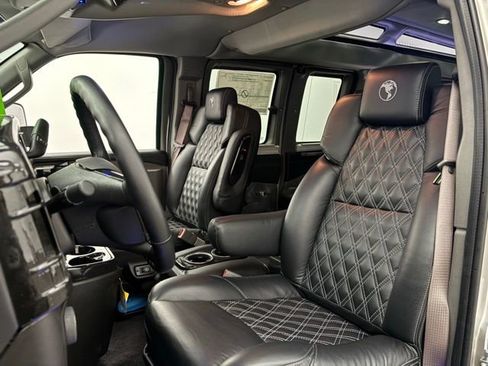 New 2025 GMC Savana 2500 Extended w/ Driver Convenience Package image 23