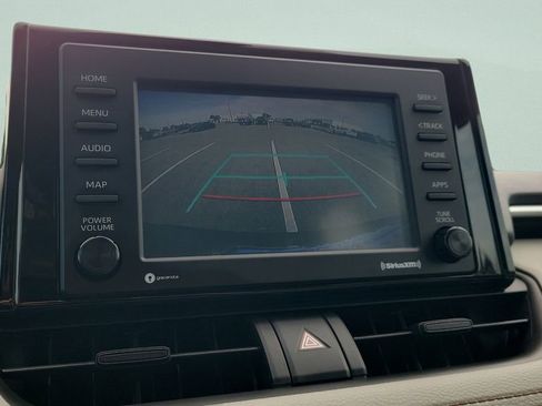 Certified 2020 Toyota RAV4 XLE FWD image 17
