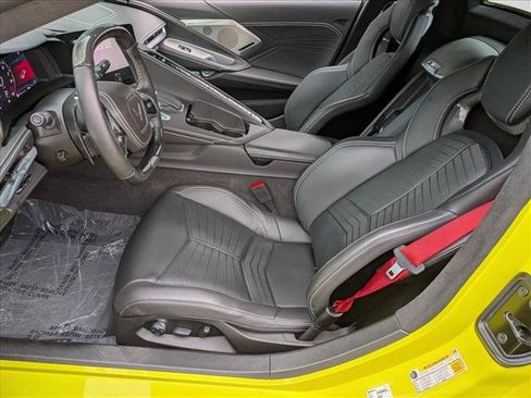 Used 2024 Chevrolet Corvette Z06 RWD image 17
