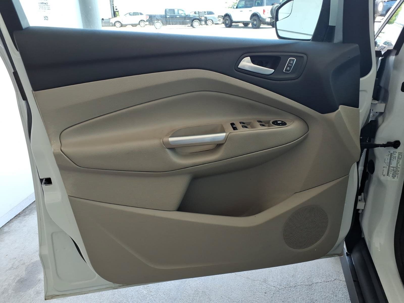 Used 2013 Ford C-MAX SE FWD image 4