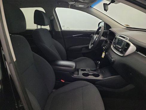 Used 2017 Kia Sorento AWD image 21