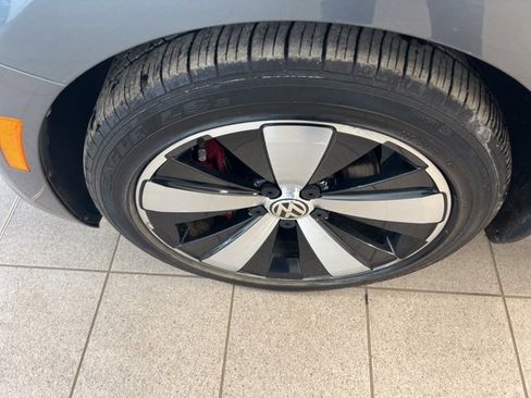 Used 2012 Volkswagen Beetle Turbo image 12