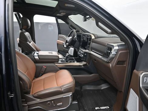 Used 2025 Ford F150 King Ranch w/ FX4 Off-Road Package AWD/4WD image 32