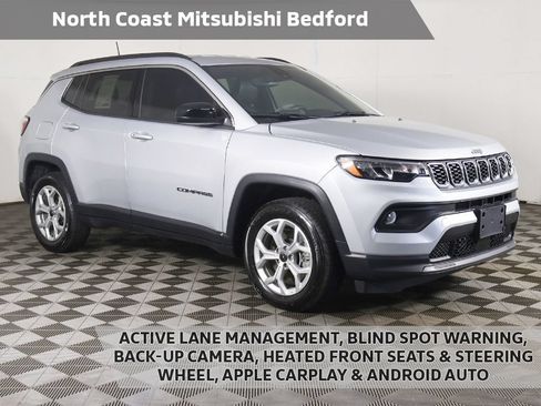 Used 2025 Jeep Compass Latitude AWD/4WD image 1