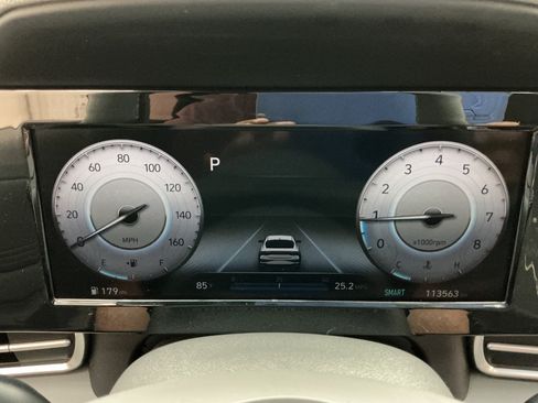 Used 2022 Hyundai Elantra SEL w/ Convenience + Premium Package FWD image 33