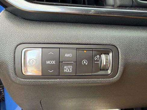 New 2026 GMC Terrain AT4 w/ Technology Package II AWD/4WD image 16