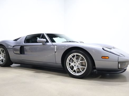 Used 2006 Ford GT image 53