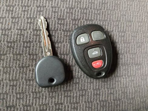 Used 2016 Chevrolet Impala LT image 32