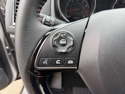 Used 2025 Mitsubishi Outlander Sport LE AWD/4WD image 30