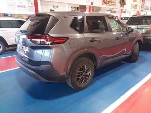 Used 2022 Nissan Rogue S FWD image 6