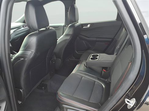 Certified 2023 Ford Escape ST-Line w/ Tech Pack #1 image 9