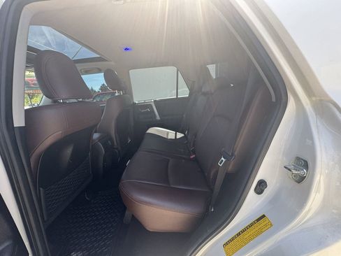 Used 2018 Toyota 4Runner SR5 image 8