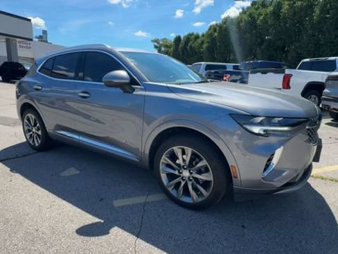 Used 2021 Buick Envision Avenir AWD/4WD image 2