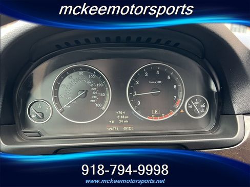 Used 2013 BMW 528i xDrive Sedan AWD/4WD image 12