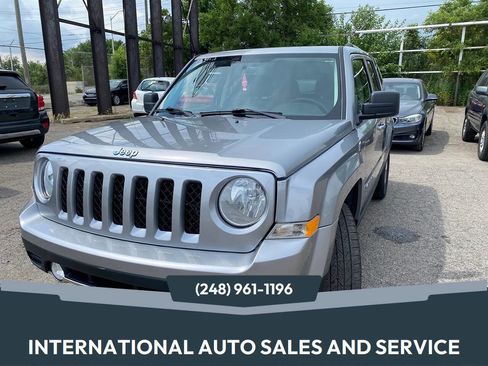Used 2016 Jeep Patriot High Altitude AWD/4WD image 1