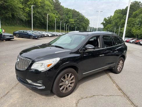 Used 2017 Buick Enclave Leather FWD image 4