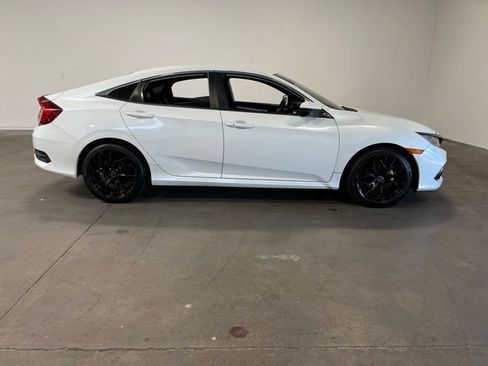Used 2020 Honda Civic Sport image 2