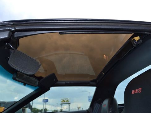 Used 1996 Chevrolet Corvette Coupe RWD image 26