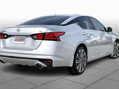 Certified 2023 Nissan Altima 2.5 SL image 13
