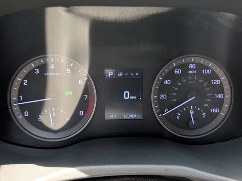 Used 2018 Hyundai Tucson SEL FWD image 12