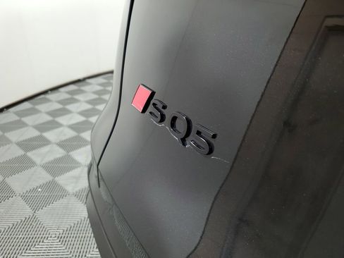 Used 2025 Audi SQ5 Premium Plus w/ Premium Plus Package image 7