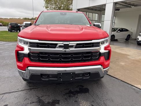Certified 2026 Chevrolet Silverado 1500 LT image 2