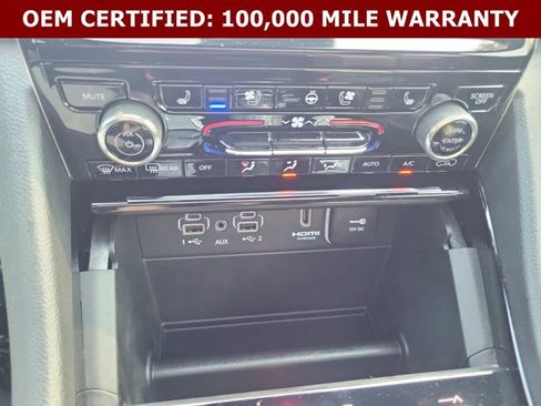 Used 2023 Jeep Grand Cherokee L Overland AWD/4WD image 38