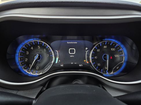 New 2026 Chrysler Pacifica Select FWD image 39