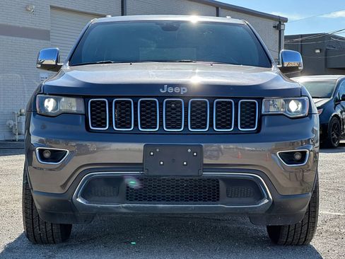 Used 2017 Jeep Grand Cherokee Limited image 11
