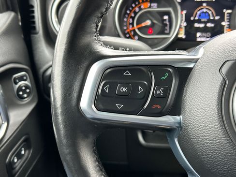 Used 2021 Jeep Wrangler Unlimited Sahara image 12