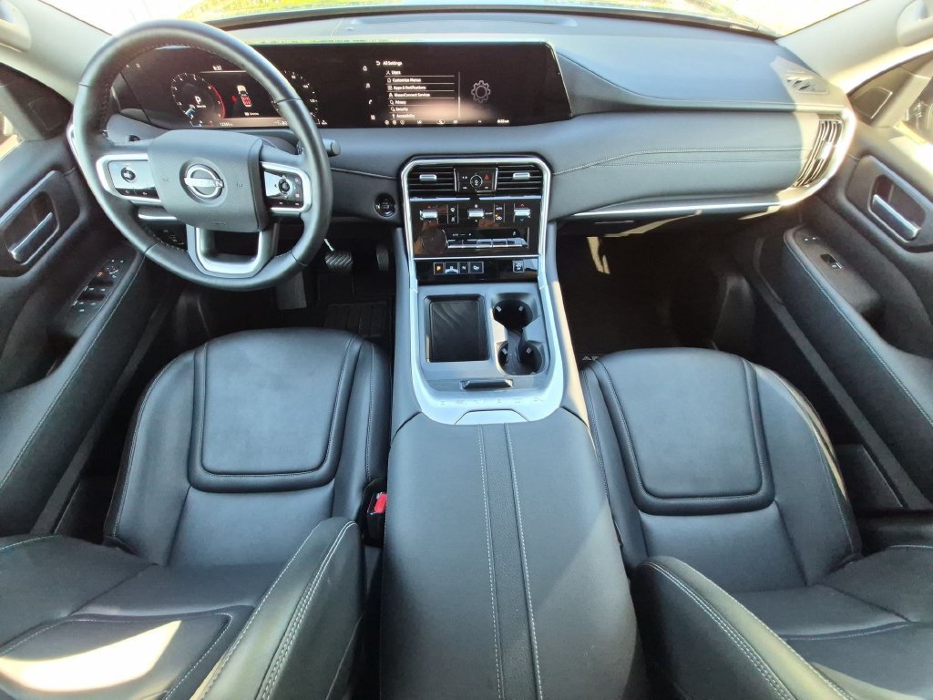 Used 2026 Nissan Armada SV AWD/4WD image 25