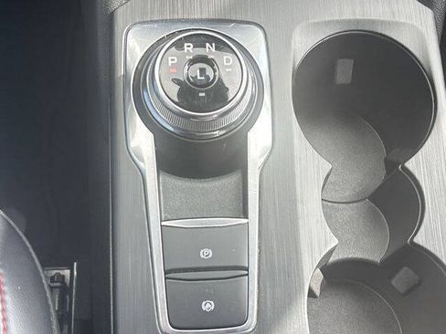 Used 2025 Ford Escape ST-Line Select AWD/4WD image 16