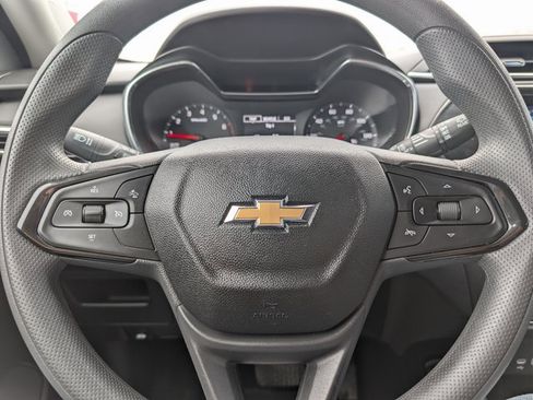 Used 2023 Chevrolet TrailBlazer LT w/ Convenience Package image 16